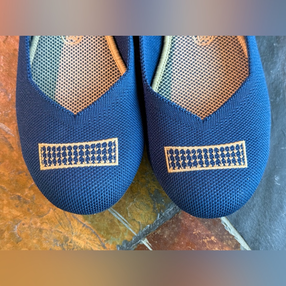 Rothy’s The Flats in Blue Holiday Licorice Women’s Size 9 - Picture 8 of 11